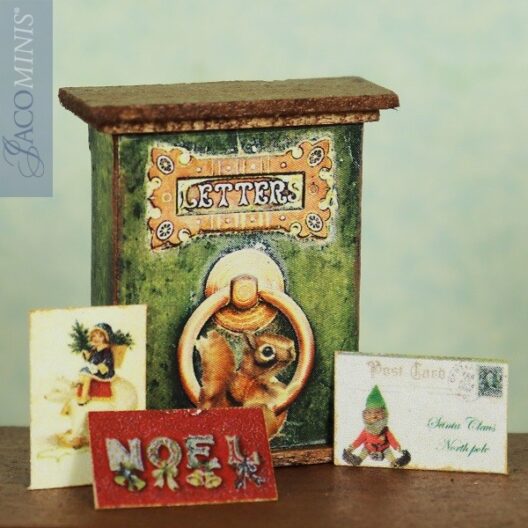 SVP 07 - Letterbox with 3 Postcards - Santa Village