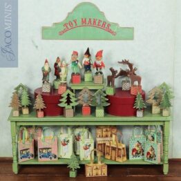 SVW-K 01-B - Set of 3 Gnomes on Toy Block Kit - Santa Village 2