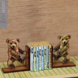 VTC 04-C - Bear Book Ends with 8 Books - Vintage Toys C