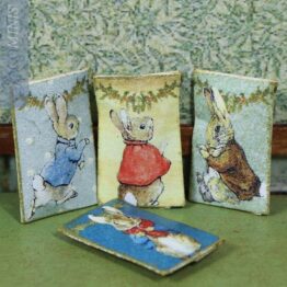 CP 22-C - Set of 4 Sachets - Christmas with Peter Rabbit & Friends