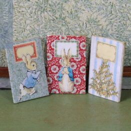 CP 24-D - Set of 3 Notebooks - Christmas with Peter Rabbit & Friends