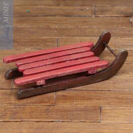 VC 21 04-A - Red Sledge - Victorian Christmas