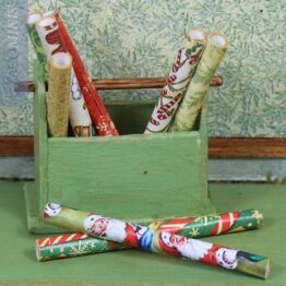 VC 21 10-B - Set of 8 Christmas Gift Wrapping Paper Rolls - Victorian Christmas