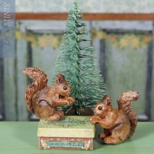 CP 01-K - Squirrel - Christmas with Peter Rabbit & Friends